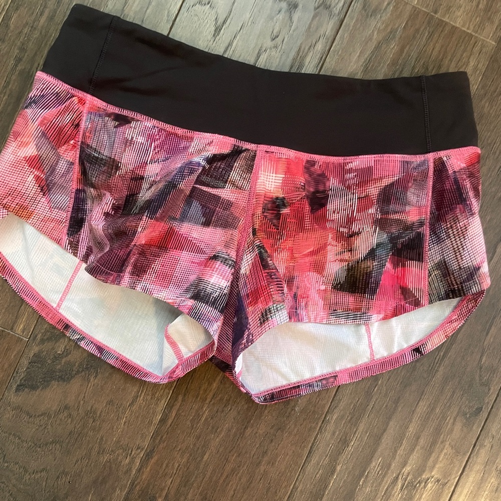 Lululemon speed up Shorts